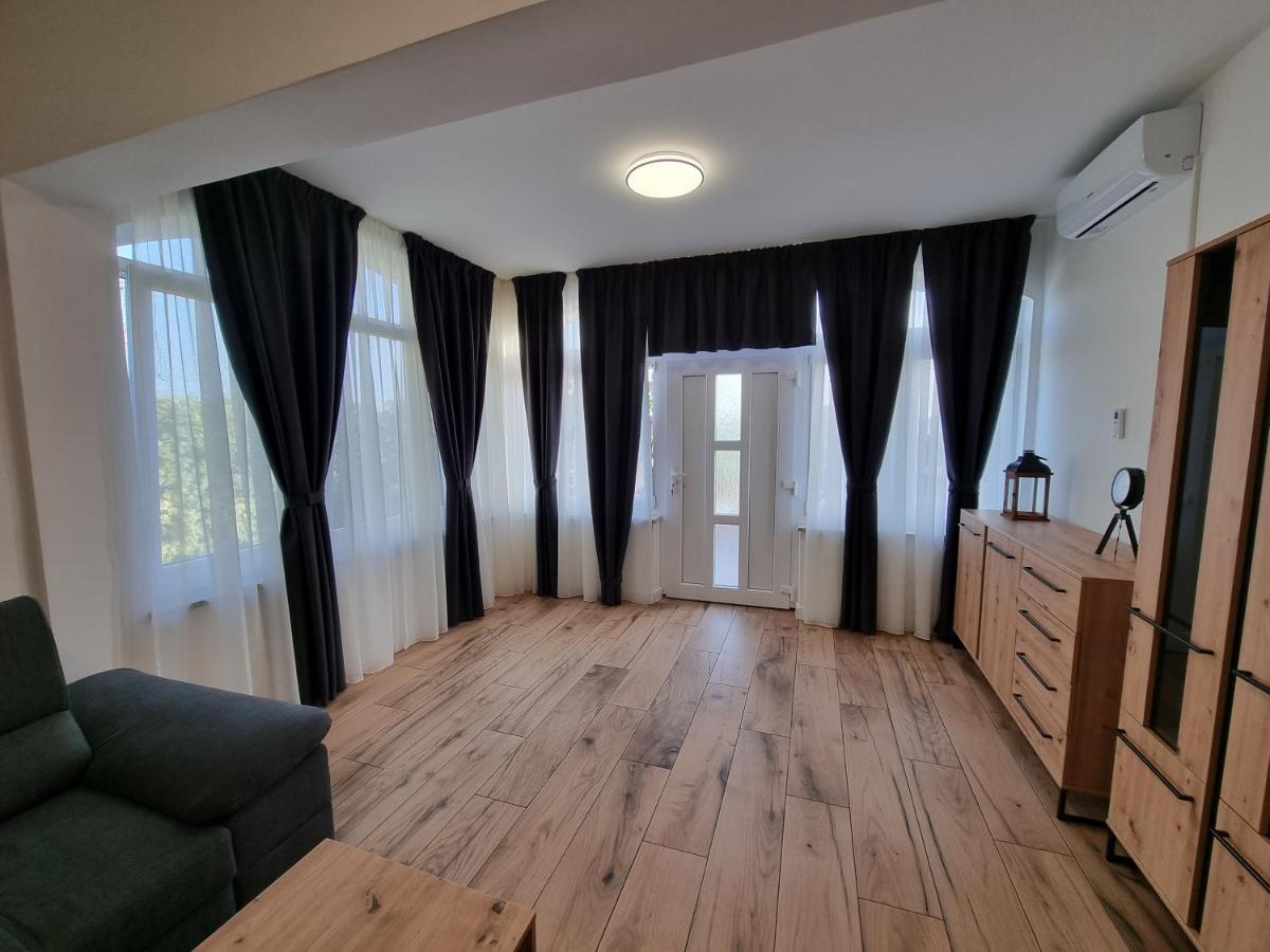 Apartman Lovre Zadar Bagian luar foto