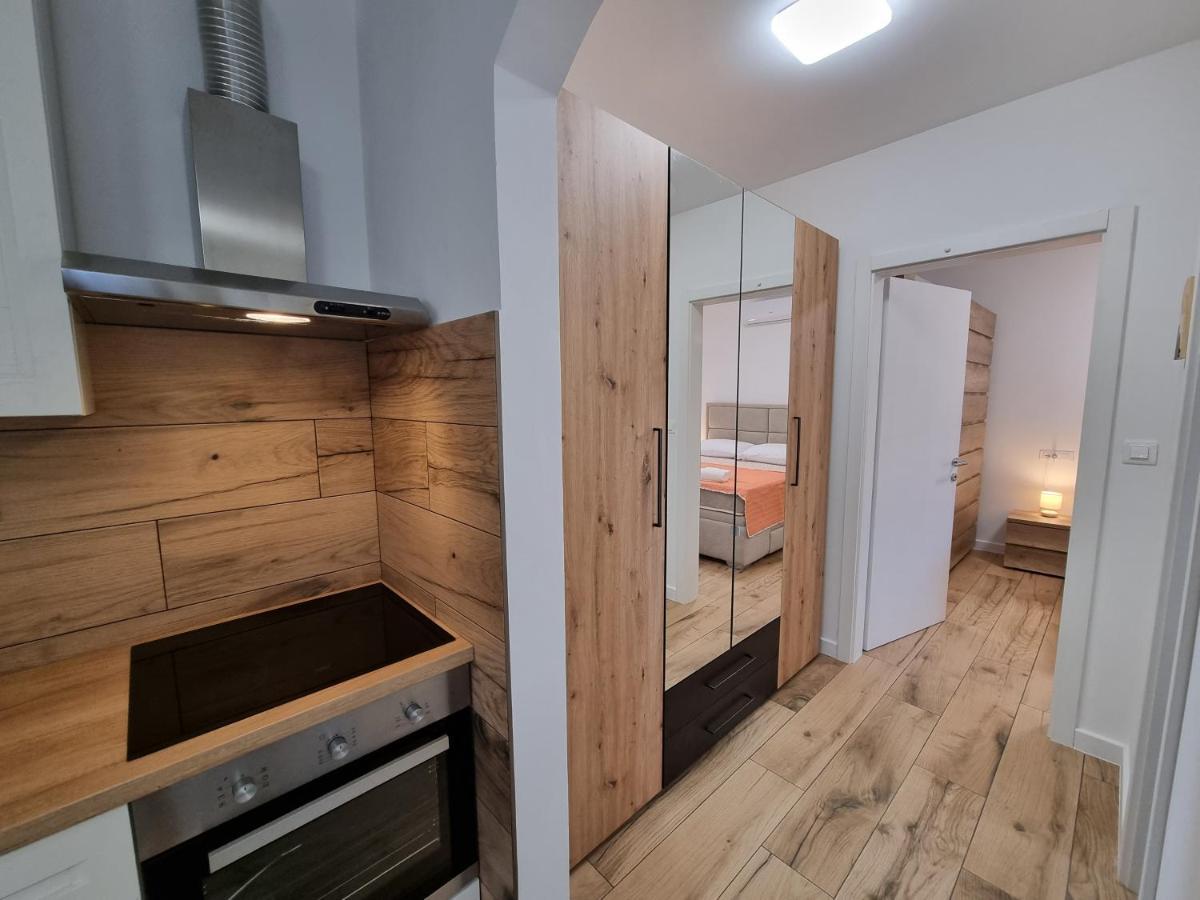 Apartman Lovre Zadar Bagian luar foto