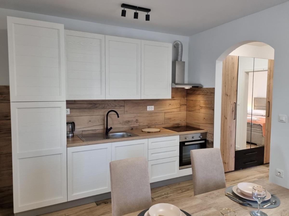 Apartman Lovre Zadar Bagian luar foto