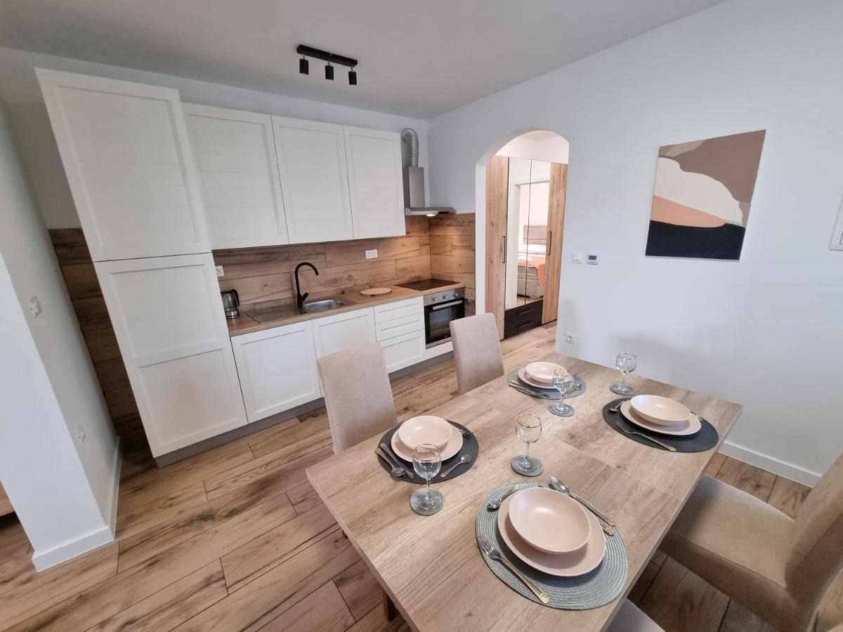 Apartman Lovre Zadar Bagian luar foto